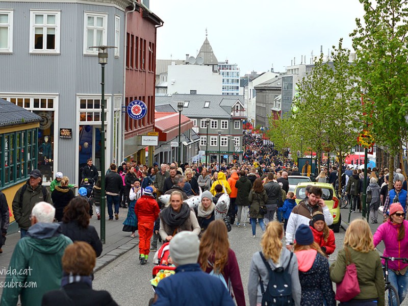 Celebrando el Día Nacional de Islandia en&nbsp;Reykjavik