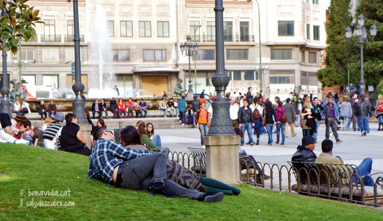 Los Jardines de la Plaza España también son un buen lugar donde descansar